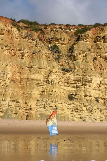 1 day surf lesson - What’s included—and what you’ll need to buy or bring