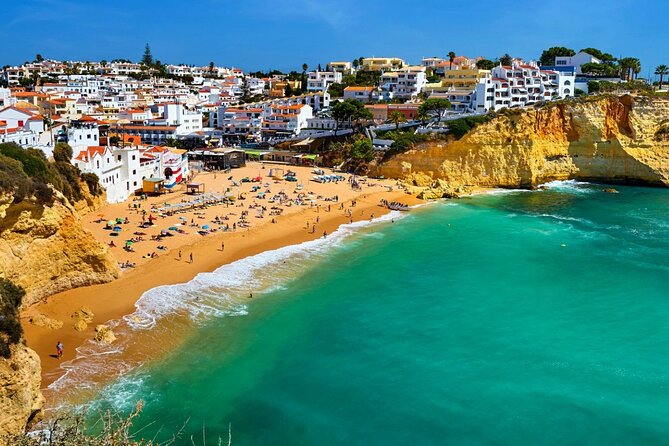 1 to 8 People Private Transfer from Faro Airport to accomodation - Private Door-to-Door Transfer for Groups Up to 8