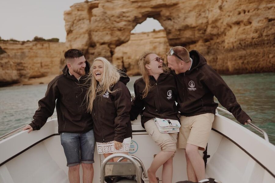 2 Hours Private Benagil Caves and Beaches Boat Tour - Comfort, safety, and practical rules that keep the day pleasant