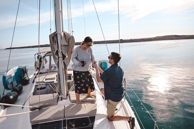 3 Hour Boat Trip to Ponta da Piedade - The 3-hour flow: sailing out, one big water stop, sailing back
