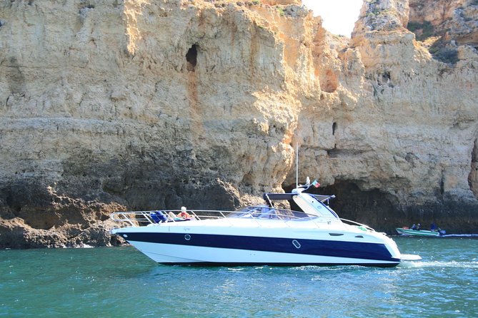 Afternoon yacht charter in lagos with drinks, tapas, paddle boards and kayak - Music Without the Hassle: Bluetooth for Your Group’s Vibe