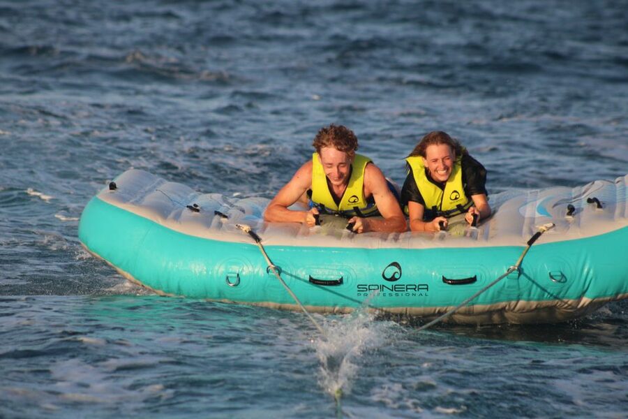 Albufeira: 10-Minute Crazy-Cookie Boat Ride - Safety Talk, Life Jacket, and Being Towed for Real
