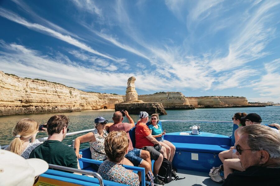 Albufeira: 2.5-Hour Benagil Caves & Dolphin Watching - Key things I’d prioritize on this cruise