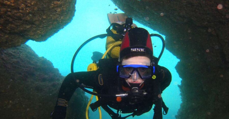 Albufeira: 2 DIVES TRIP (ONLY CERTIFIED DIVERS) - The Return: Hot Shower and Logbook Check-In