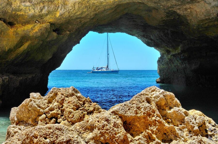 Albufeira: 3-Hour Yacht Daytime/Sunset Cruise to Benagil - The swim stop near Benagil: how it works and how to plan your comfort