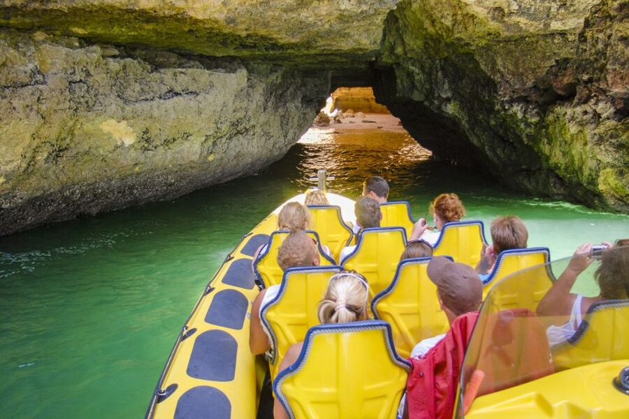 Albufeira: Benagil Caves & Dolphin Watching Speed Boat Tour - Getting started at Marina de Albufeira (and boarding without stress)