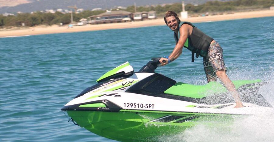 Albufeira: Jet Ski Rental - Where You Meet and Launch: Praia dos Tomates and Rocha Baixinha