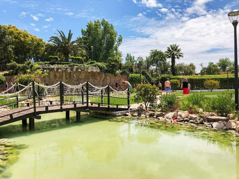 Albufeira: MiniGolf Adventure Park Entry Ticket - After the Final Putt: The Clubhouse, Snacks, and the Drinks Reality Check
