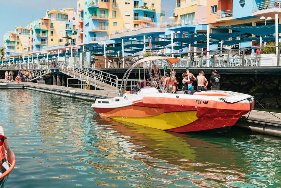 Albufeira: Parasailing Boat Trip - Boat ride between flights: timing, vibes, and the “waiting part”
