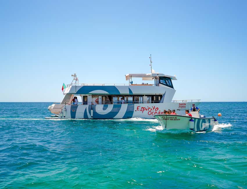 Albufeira: Sightseeing Cruise with Beach BBQ and Open Bar - Key highlights you’ll feel right away