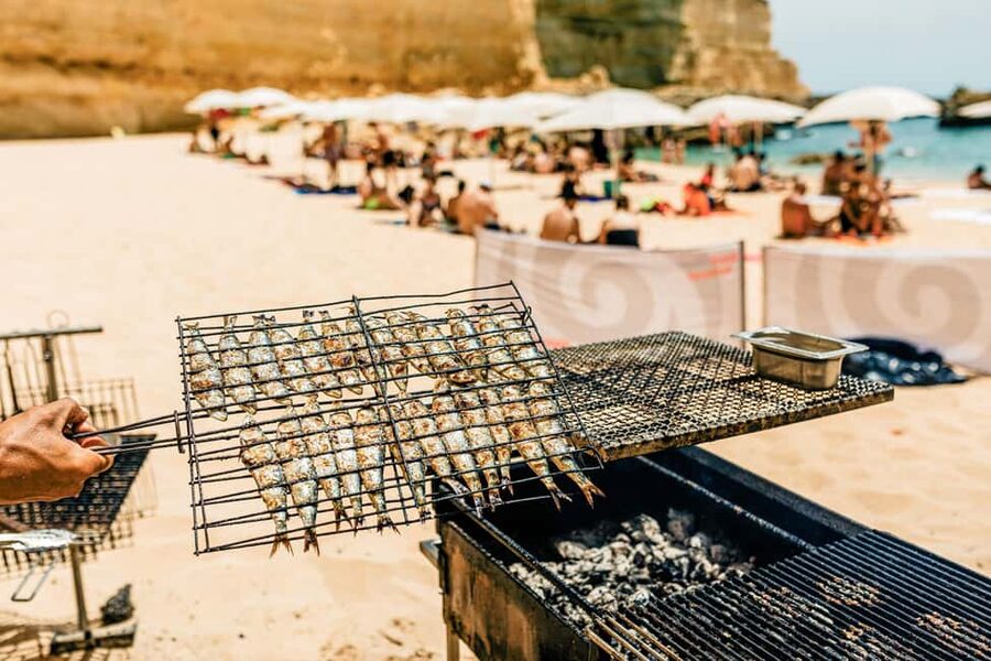 Albufeira: Sightseeing Cruise with Beach BBQ and Open Bar - The core idea: sightseeing plus a real beach day in one ticket