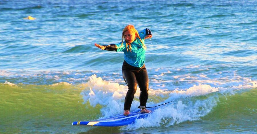 Albufeira: Surfing Lesson at Galé Beach - Key highlights you’ll care about