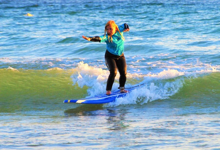 Albufeira: Surfing Lesson at Galé Beach - Galé Beach: where your lesson starts (and what to look for)