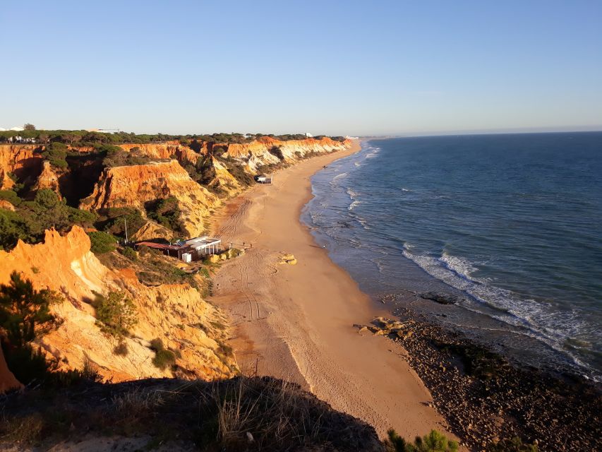 Albufeira: Tuk-tuk Sightseeing Tour - What 105 minutes feels like in real life