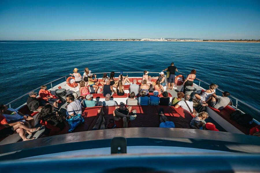 Algarve 3-Hour Caves and Coastline Boat Trip - The Cathedral Cave Experience in Benagil (And Why It’s the Big Deal)