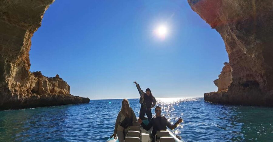 Algarve: Benagil Caves 2-Hour Private Tour - From Portimão to the Atlantic: how the 2 hours really flow