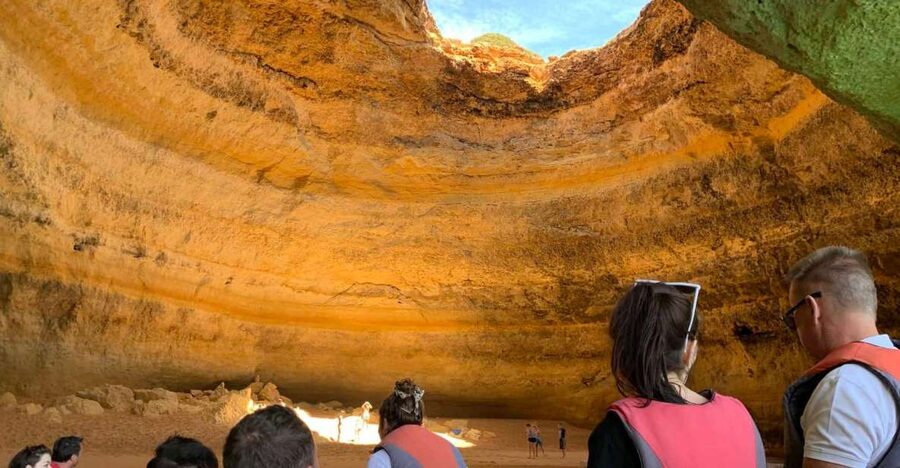 Algarve: Benagil Caves Open Speedboat Tour - Entering Benagil Caves: what “open boat access” really means
