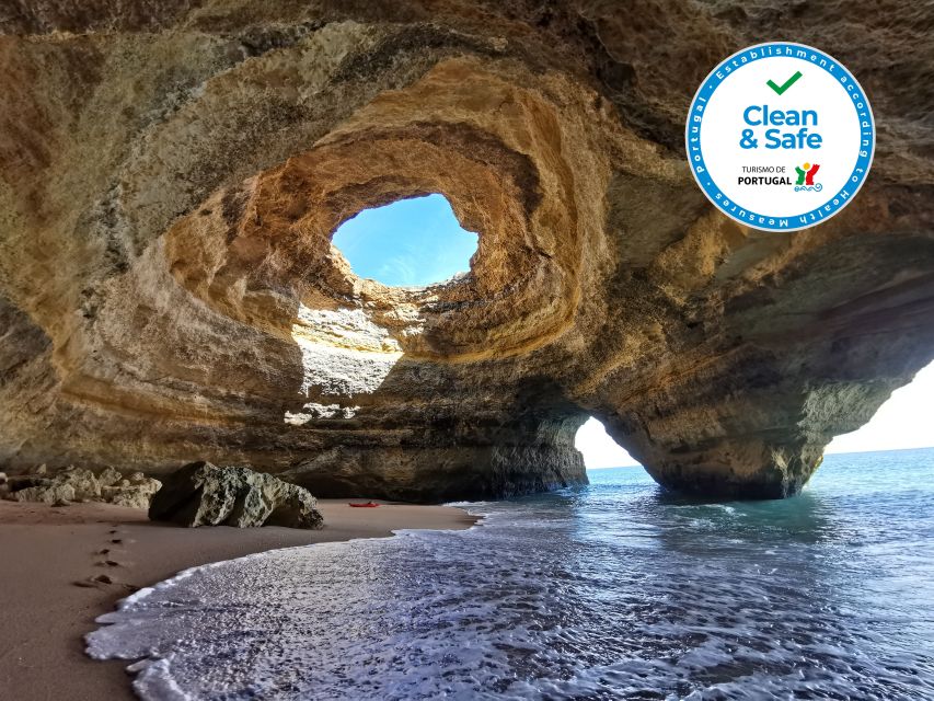 Algarve: Benagil Sea Cave Sunrise or Sunset Kayak Experience - Meeting at Kayak Algarve: parking, meeting spot, and what to bring