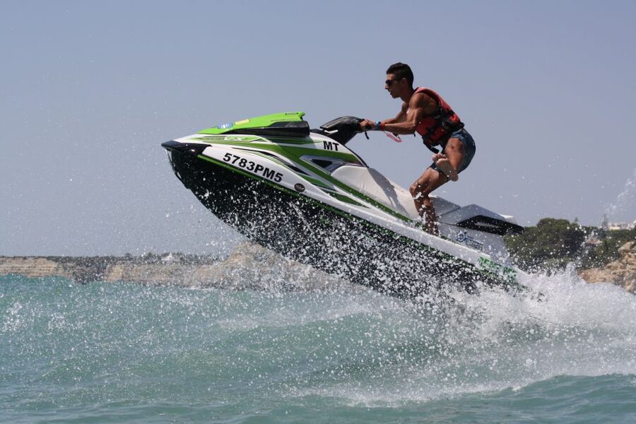 Algarve: Jet Ski Rental in Armação de Pêra - Rules that affect your ride (and your photos): plan for a no-phone experience