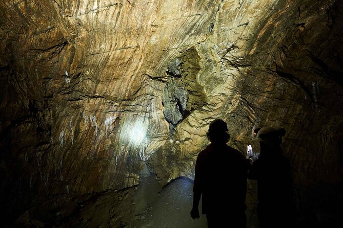 Algarve Salt Mine Tour - The Welcome Pack: Wine and Flor de Sal as Real Value