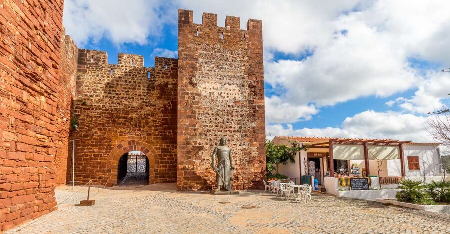 Algarve: Silves, Lagos, & Cape St. Vicente Day Trip - Silves’ Old-Core Charm: Castle Walls and the Oldest Cathedral