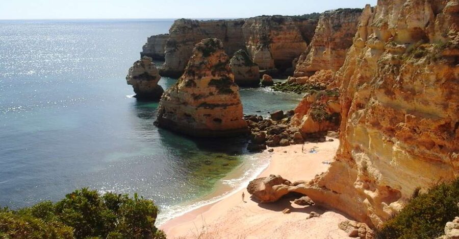 Algarve: The Best of the West Full Day Tour - Silves Castle: Moorish Capital Energy With Portuguese Flag Meaning