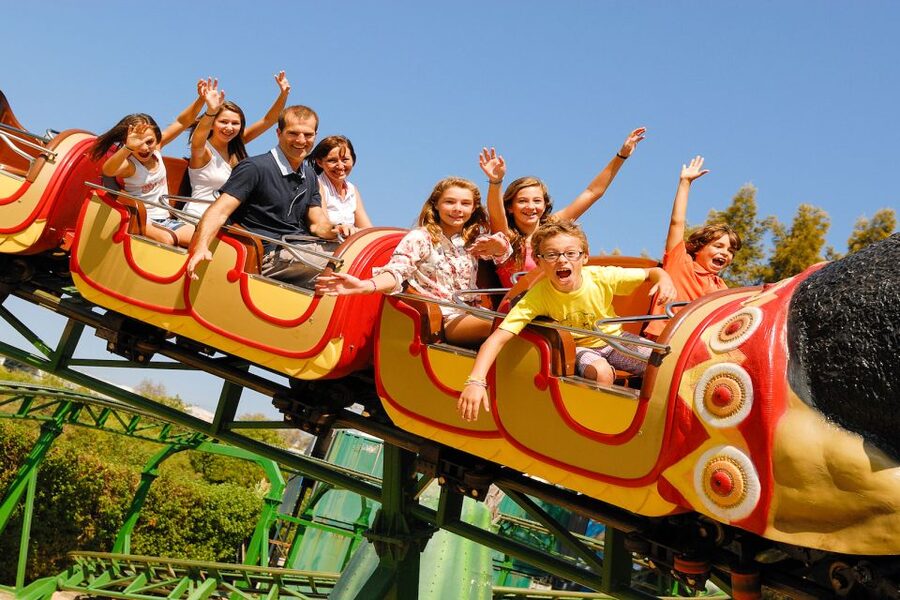 Algarve: Zoomarine Amusement Park Entry Ticket - Aquarium learning: 20+ ecosystems you can actually follow