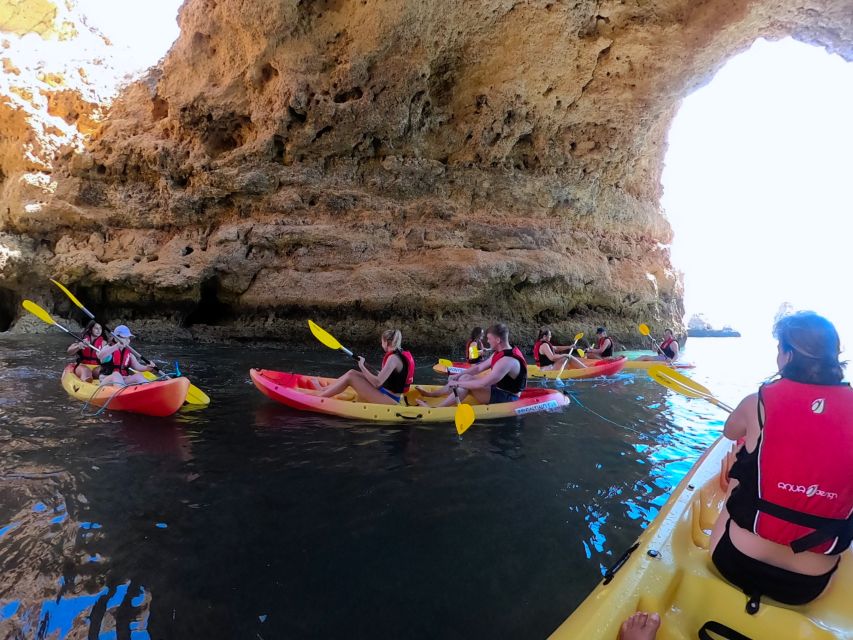 Alvor: Explore Caves Boat and Kayak Tour - On-board bar and music: small extras that improve the ride back