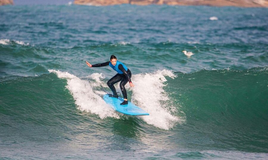 Armação de Pêra: 1:30-hour Surf Lesson for Beginners - Safety Coaching: How You Learn to Read Waves