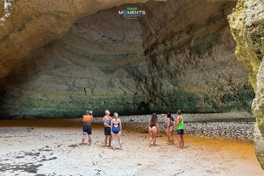 Armação de Pêra: 2-Hour Wild Beaches and Caves Kayak Tour - Meeting behind Holiday Inn and getting kitted up
