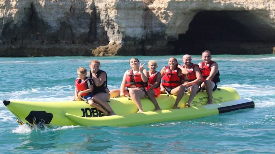 Armação de Pêra: Banana Boat Inflatable Ride - Where You Meet (and What That Means for Your Day)