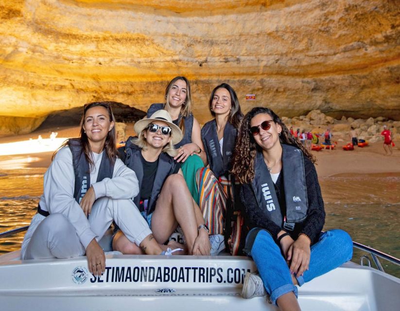 Armação de Pêra: Benagil´s 15 Best Caves Boat Tour - Safety and comfort you can actually plan for