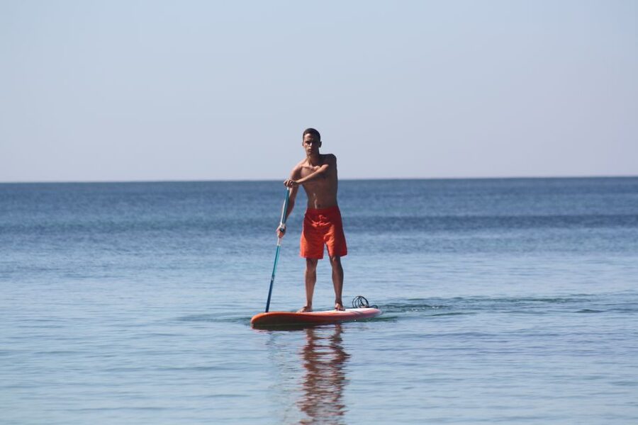 Armação de Pêra: Stand Up Paddle Hire - What you’ll see: coastline views and Algarve caves