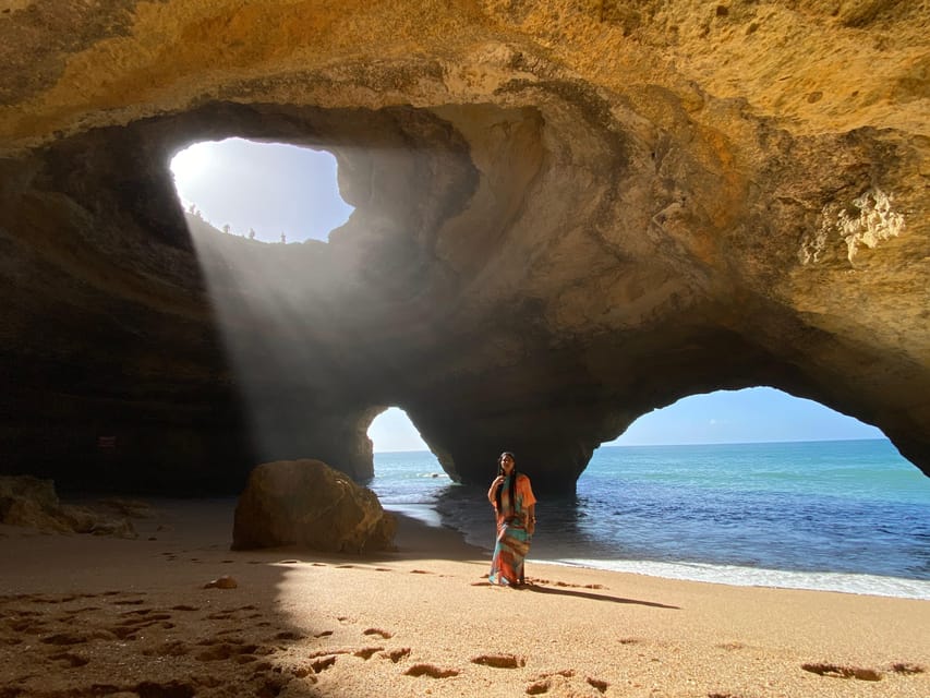 Benagil Beach: Kayak to Benagil caves at Sunrise, find peace - The Safety Briefing (10 Minutes That Save You Stress)