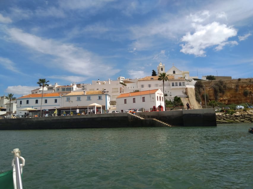 Benagil: Passeio 2 horas de Barco a Gruta de Benagil - How the 2 hours stay satisfying (even if you want more time)