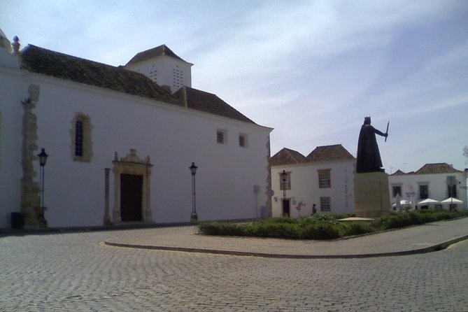 Best of the East: Faro, Olhão, and Tavira - Ponte Antiga and the Gilão River Connection to Tavira