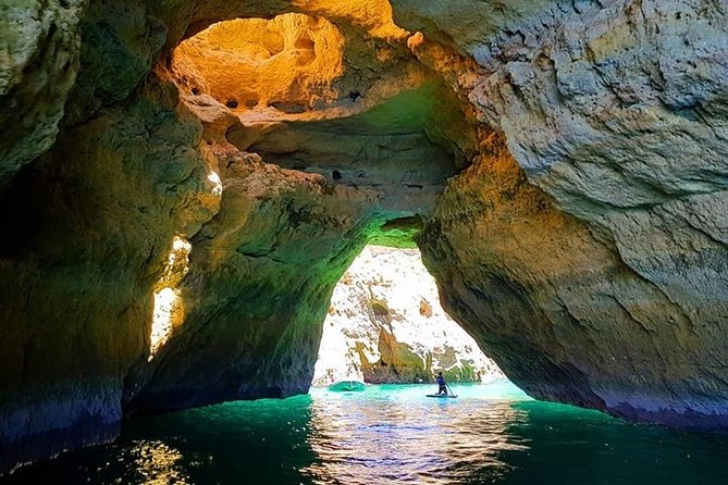 Boat trip to the caves of Benagil - Stop 1: Algar de Benagil and the Roof-Hole View
