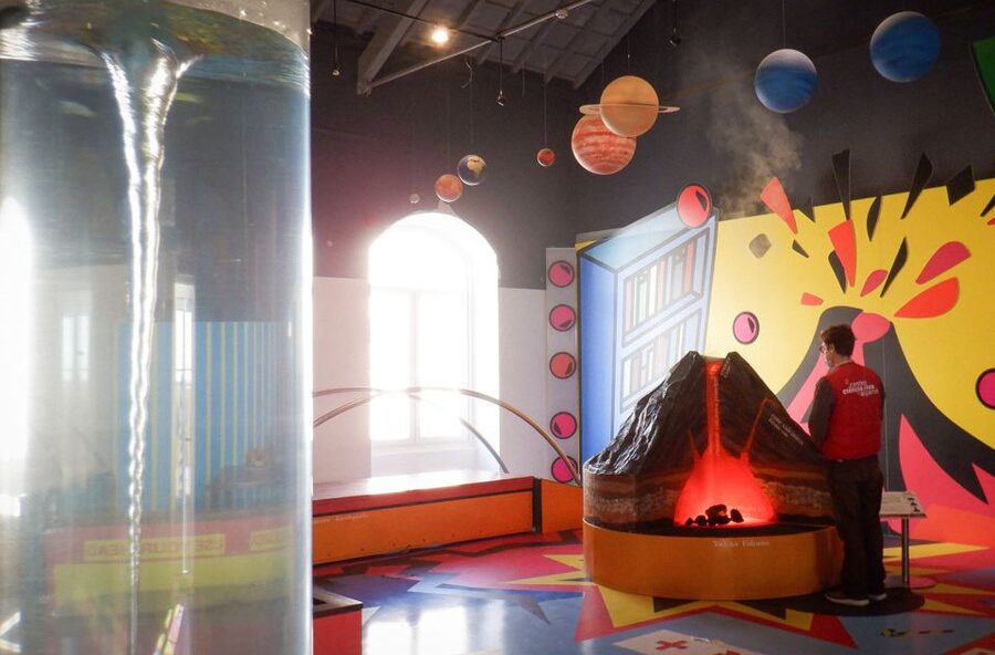 CCVAlgarve Family Ticket | 2 adults + Children - Two aquariums: tropical wonder and lagoon realism