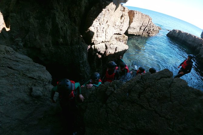 Coasteering adventure with snorkeling: kids version - Jumping, climbing, caves: the real skill check