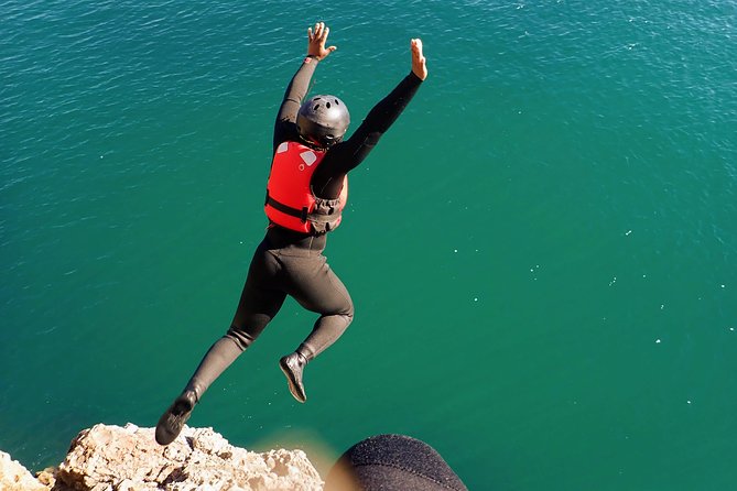 Coasteering and Cliff Jumping Near Lagos - Key things I’d bet on before you book
