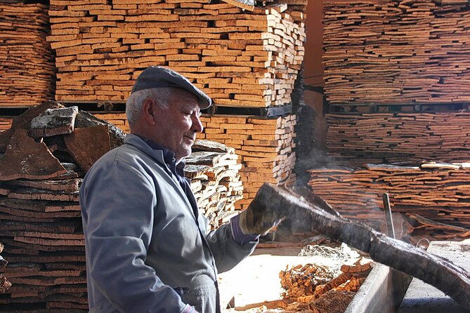 Cork Factory Tour & Cork Shop - Cork at the Eco-Fábrica: what the 1 hour 10 minutes really covers