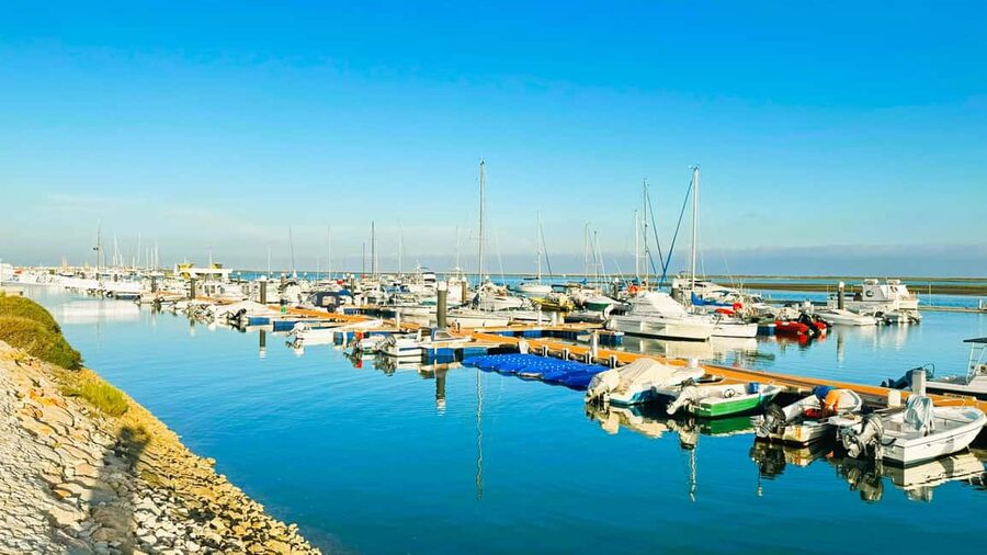 Eastern Portugal: Day Trip to Faro, Olhão, Tavira, & more - Olhão’s Moorish roots and the market feel