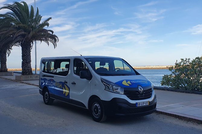 Faro airport - Albufeira: Private Return Transfer - Faro Airport Pickup: Yellow Polo, Name on a Screen, No Guesswork