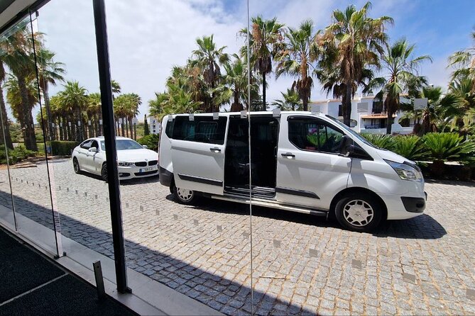 Faro airport private transfers (Minibuses 8 seats) - The Ride Itself: Timing That Fits Real Life Traffic