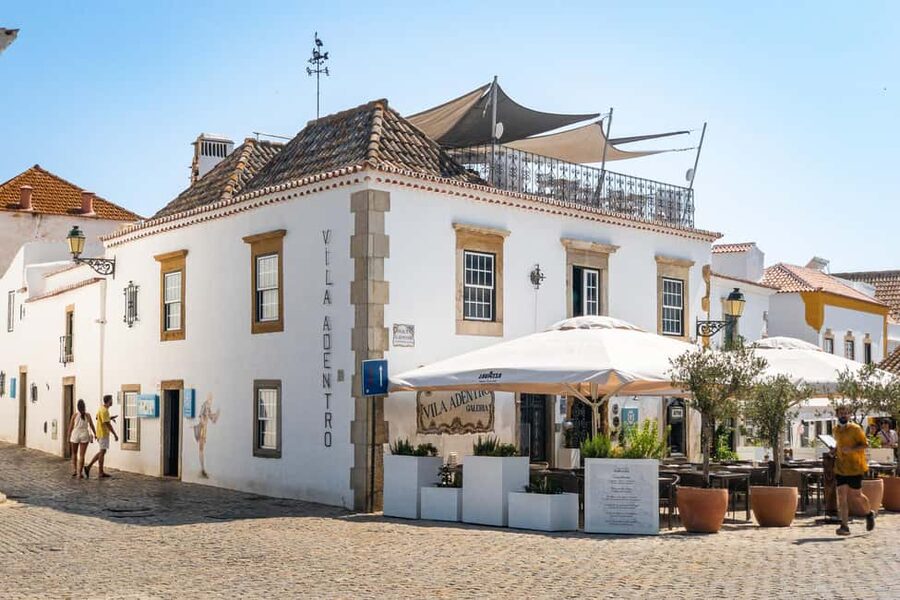 Faro: Flexible Walking Tour in Historic Center - Key highlights to look for