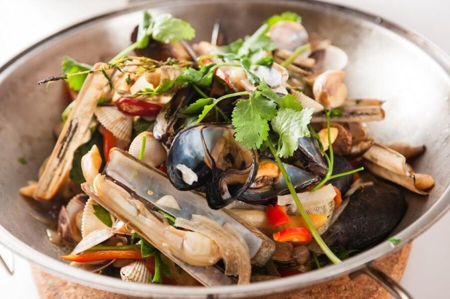 Faro: Learn to cook a Cataplana like a local! - Getting to Tertúlia Algarvia (and why the meeting spot matters)