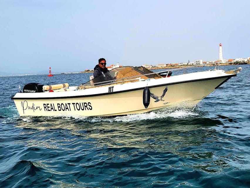 Faro: Pudim Real Boat Tours 6h guided boat tour Ria Formosa - Guided orientation: history and fauna before the first island stop