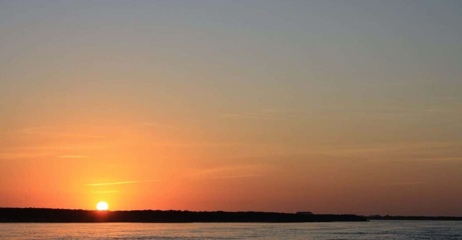 Faro: Ria Formosa Guided Sunset Tour by Catamaran - Why Faro’s Ria Formosa Sunset Works So Well in 1 Hour