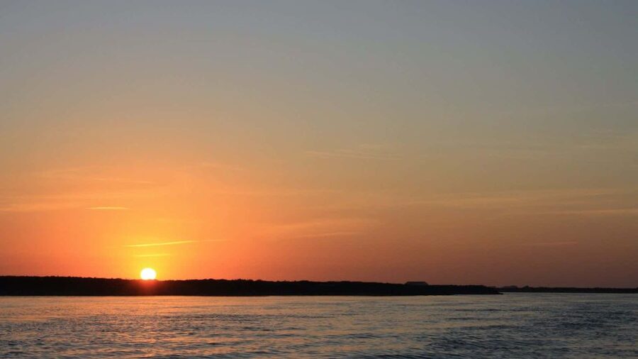 Faro: Ria Formosa Guided Sunset Tour by Catamaran - Getting Started at Cais da Porta Nova (Rua da Porta Nova)
