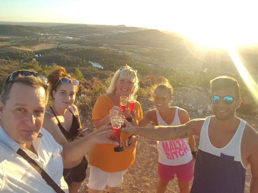 From Albufeira: Algarve Sunset Jeep Tour with Tastings - What to pack so you stay comfortable and ready